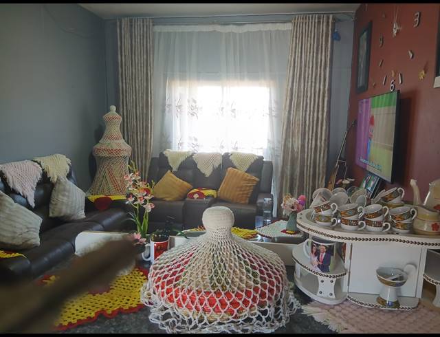 2 BEDROOM SECTIONAL TITLE FOR SALE IN GREENHILLS EXT 3